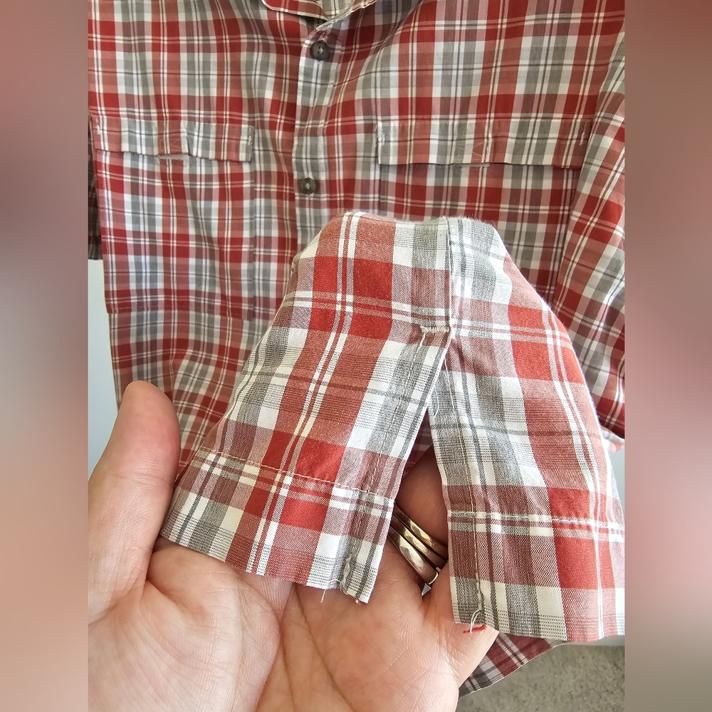 Mens Van Heusen Short Sleeve Button-up - Picture 3 of 4